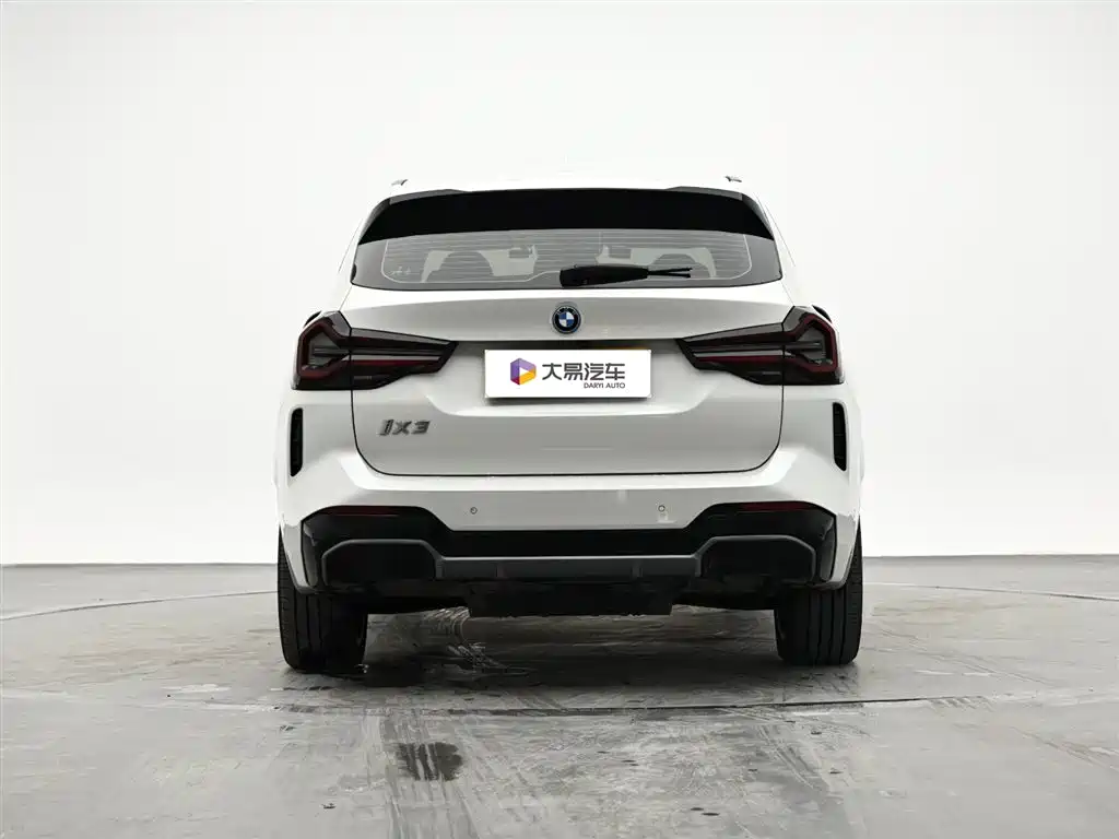 BMW iX3 2022 Innovation Leader фото 4
