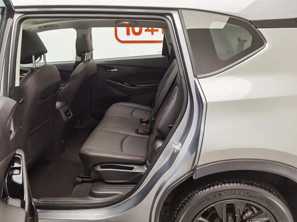 Chevrolet Volando 2018 Redline 530T Auto Premium Edition (5+2 seater) China V фото 15