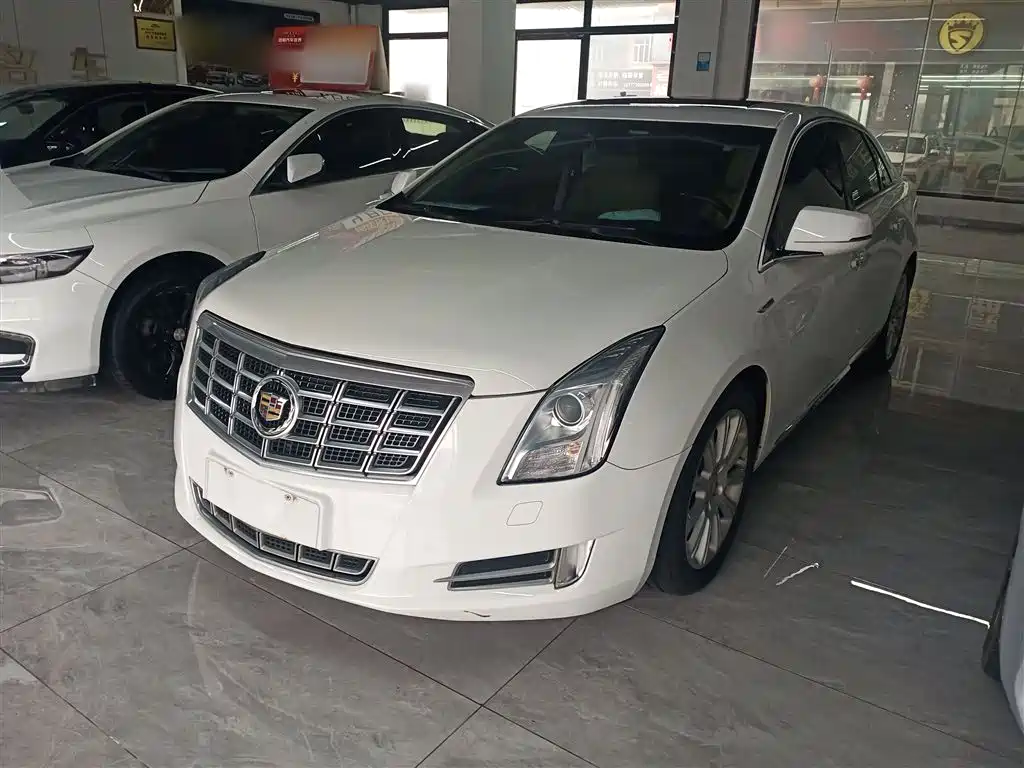 Cadillac XTS 2014 28T Comfort фото 2