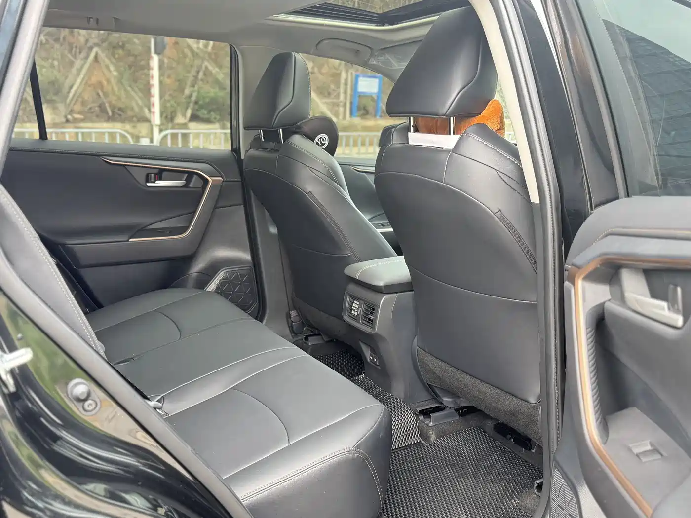 Toyota Wildlander 2024 2.0L CVT 2WD Urban Edition фото 8