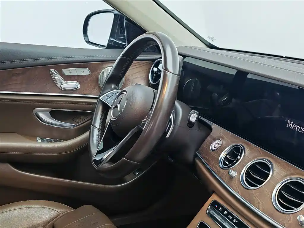 Mercedes-Benz E-Class 2022 Facelift E 300 L Luxury Style фото 22