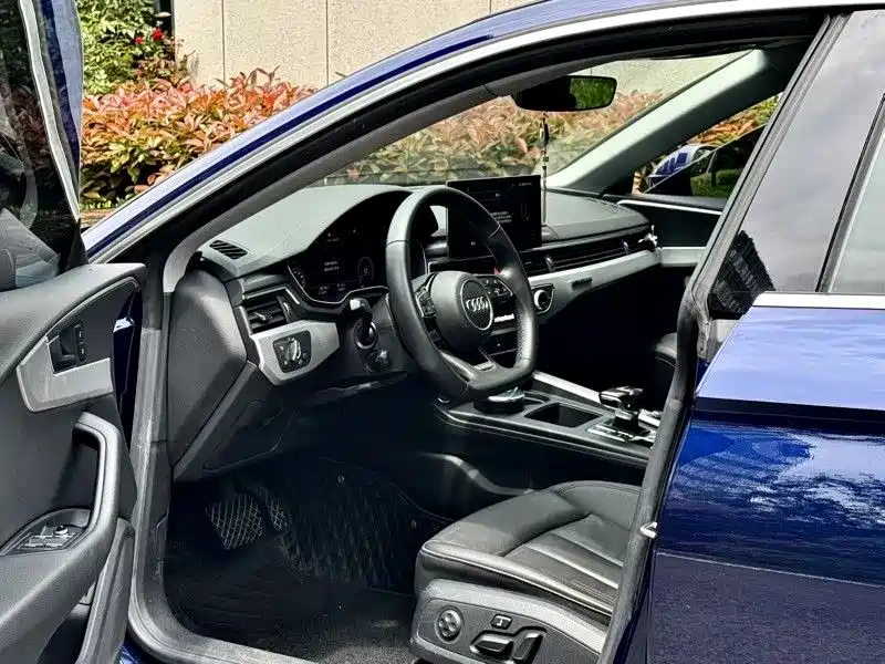 Audi A5 (Import) 2021 Sportback 40 TFSI Fashion Elegance фото 4