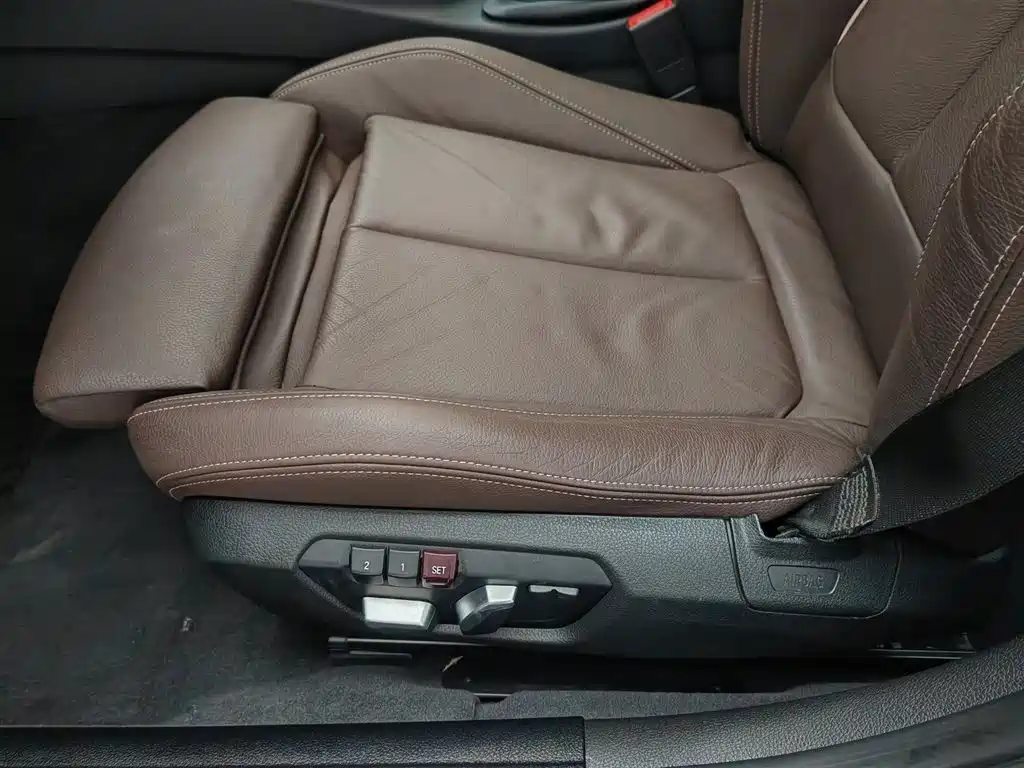 BMW 3 Series 2019 320i M Sport Package фото 20
