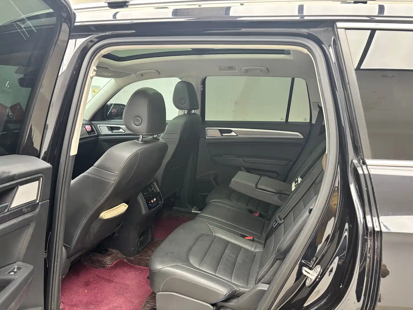 VOLKSWAGEN TOURANG