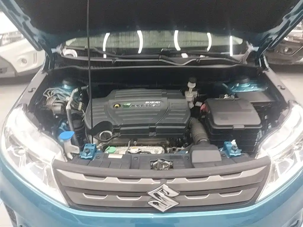 Фото 20 - Suzuki Vitara