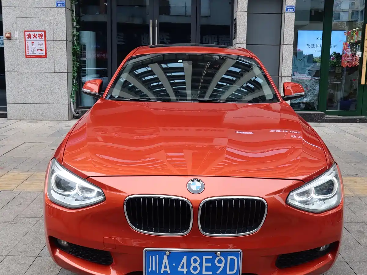 BMW 1 Series (Import) 2013 Facelift 118i Sport Model фото 2