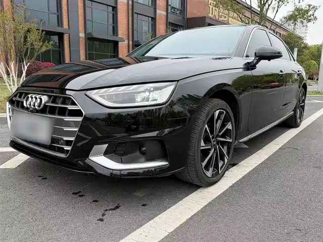 Audi Audi A4L 2022 40 TFSI Luxury Elegance