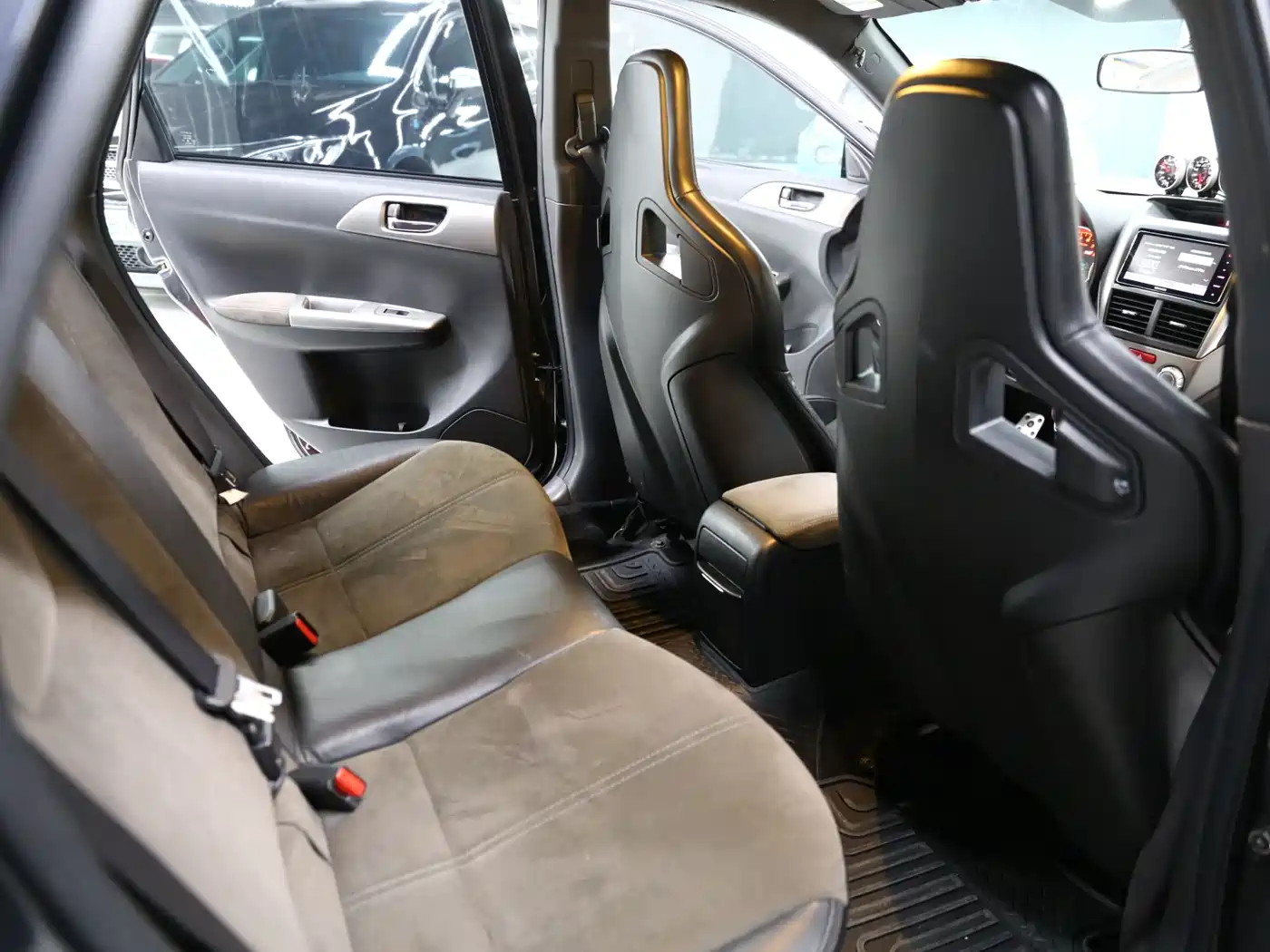 Subaru Impreza 2009 2.5T WRX STi фото 24