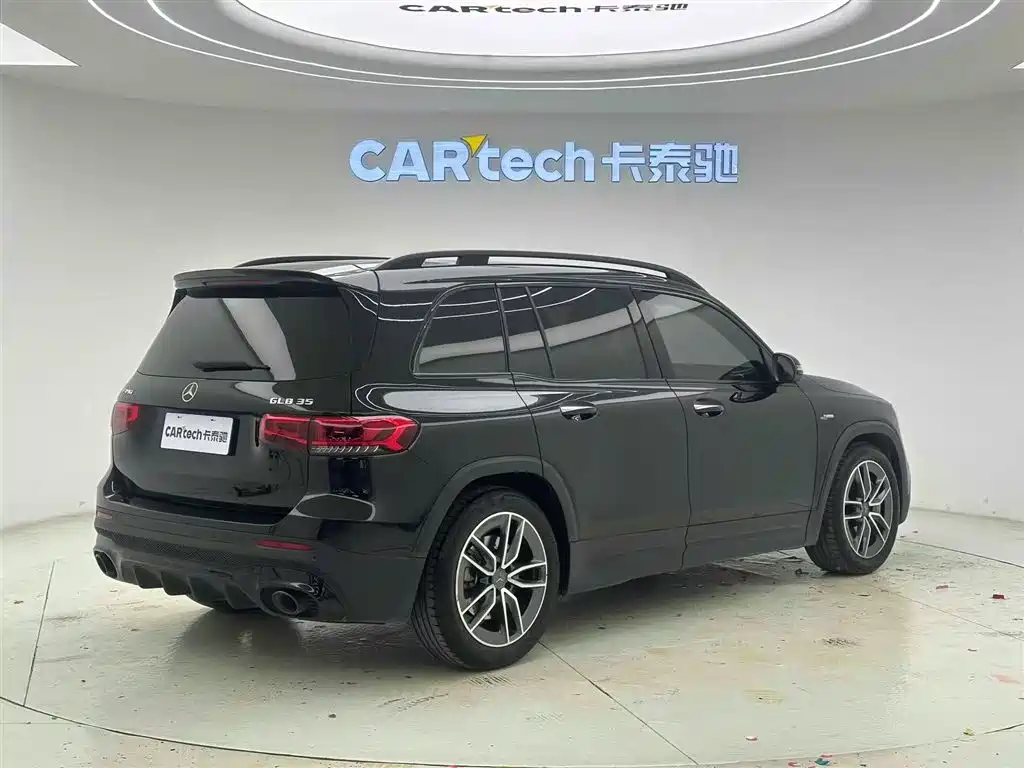 MERCEDES-BENZ GLB AMG