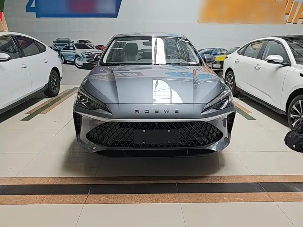Фото 3 - Roewe i5