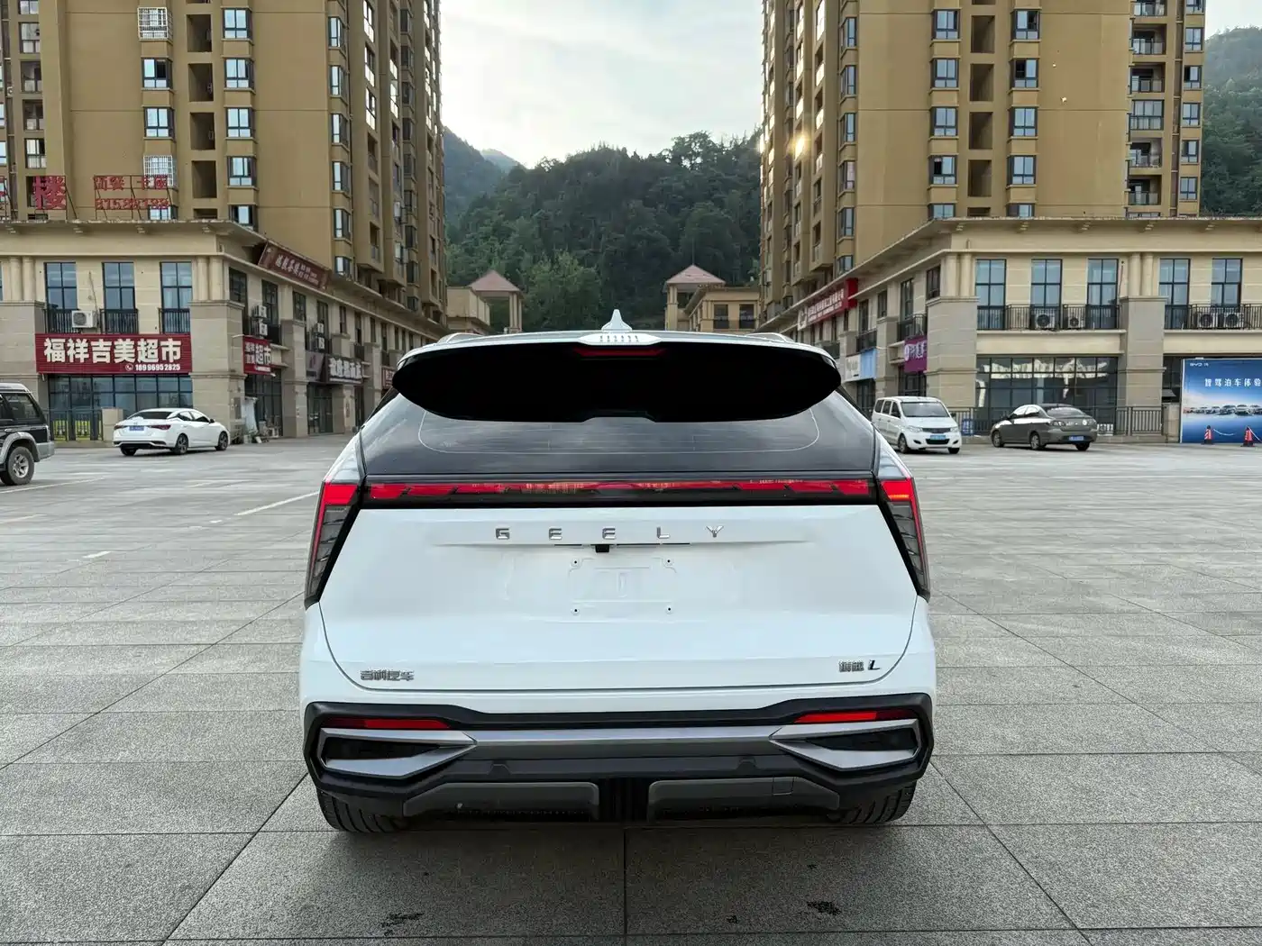 GEELY AUTOMOBILE BOYUE L