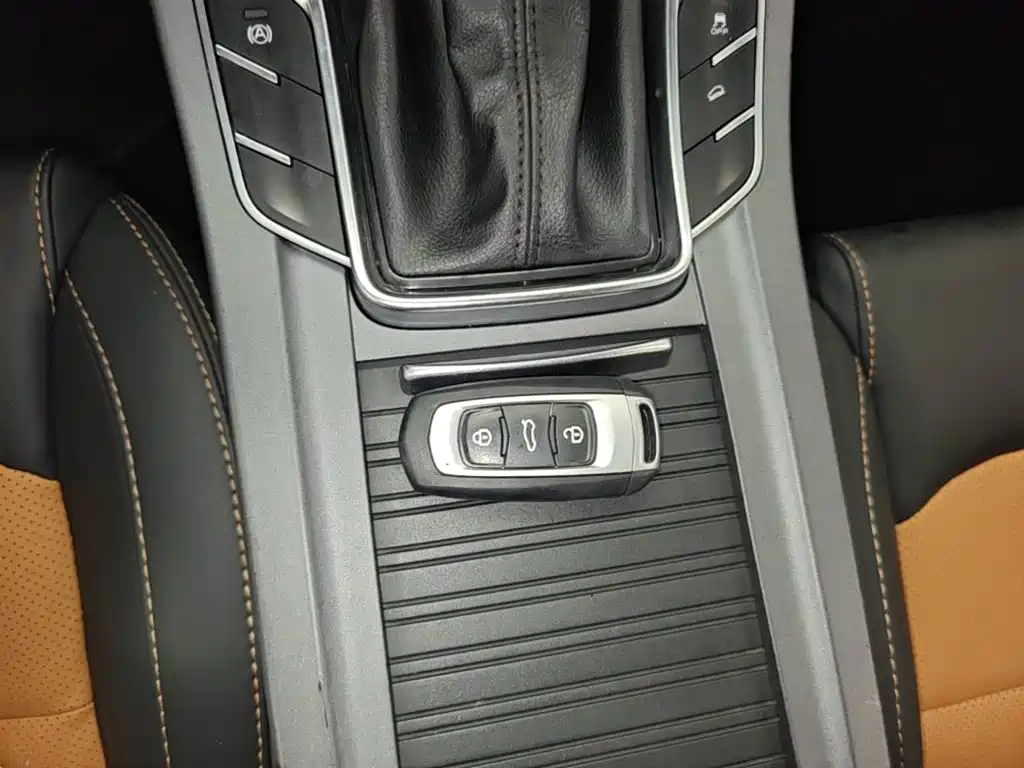 Geely Vision S1 2018 2018 1.4T CVT Sharp Enjoy