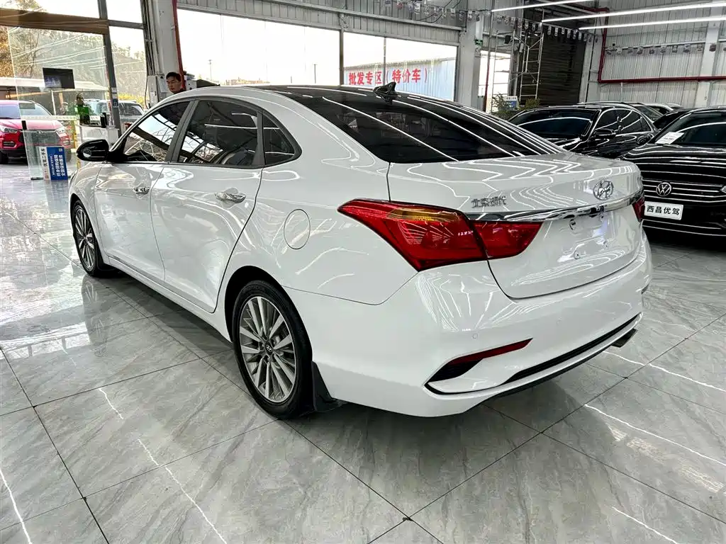 HYUNDAI NAME PICTURE