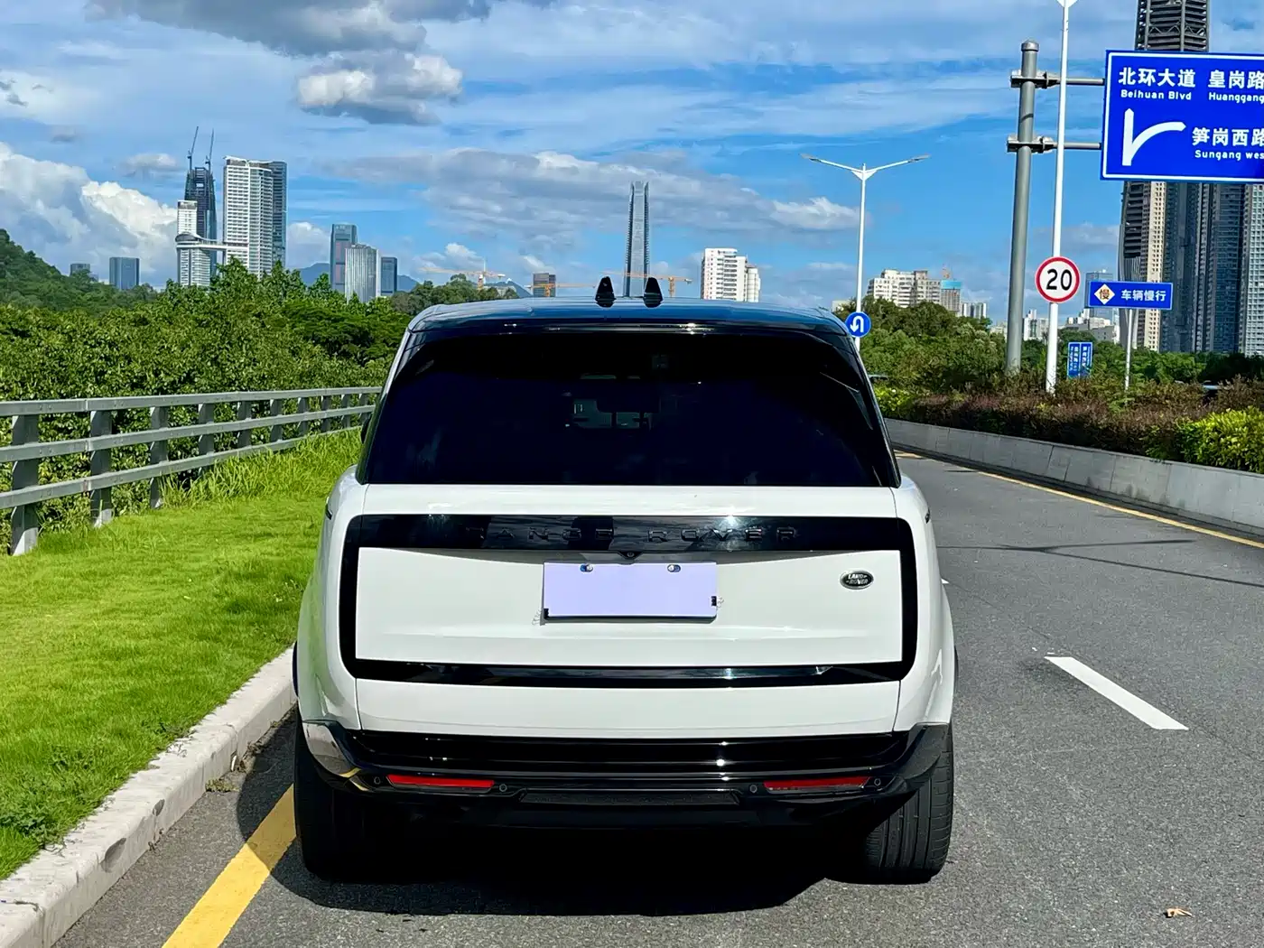 LAND ROVER RANGE ROVER