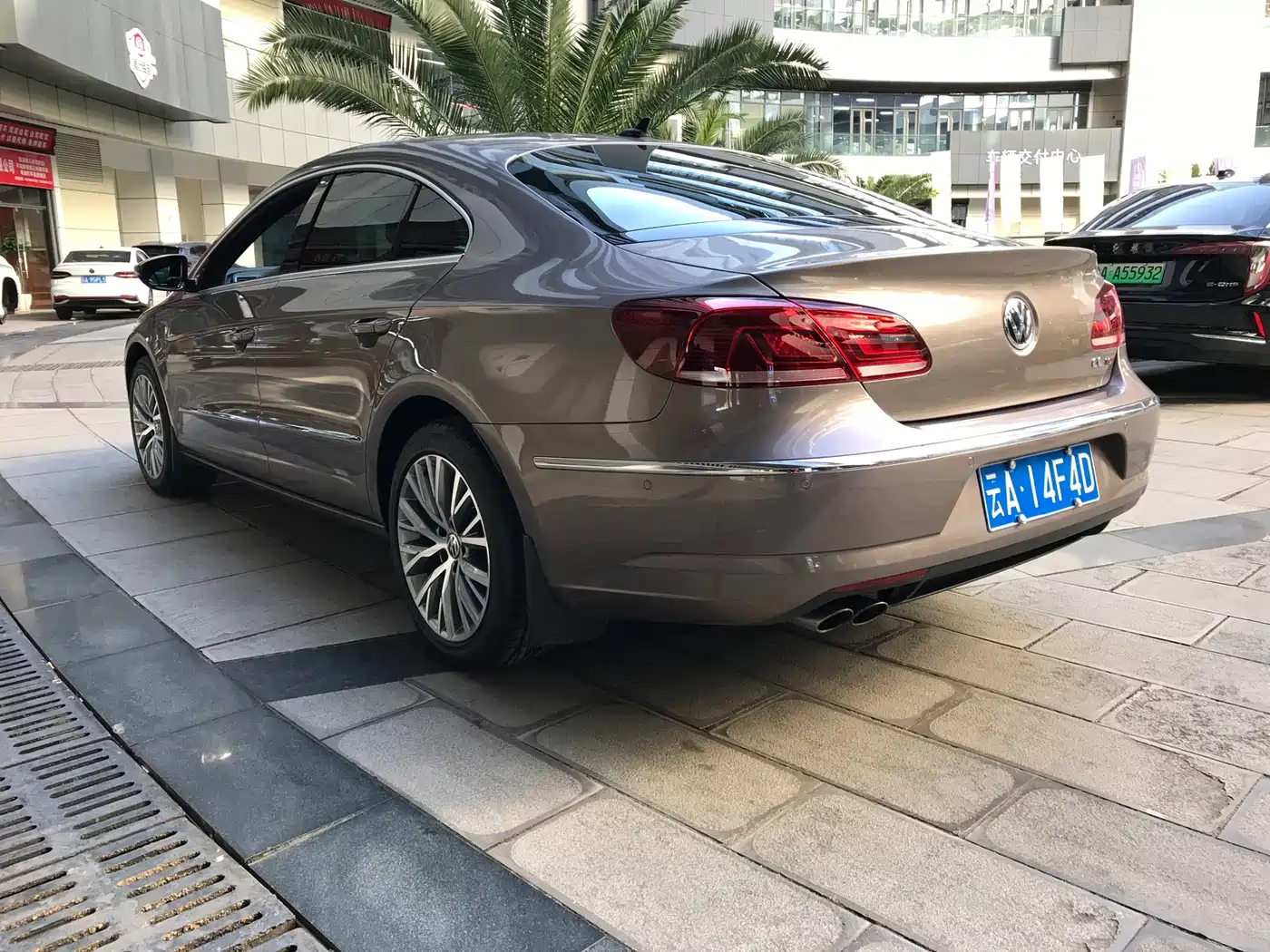Volkswagen FAW-Volkswagen CC 2013 2.0TSI Ultimate фото 5