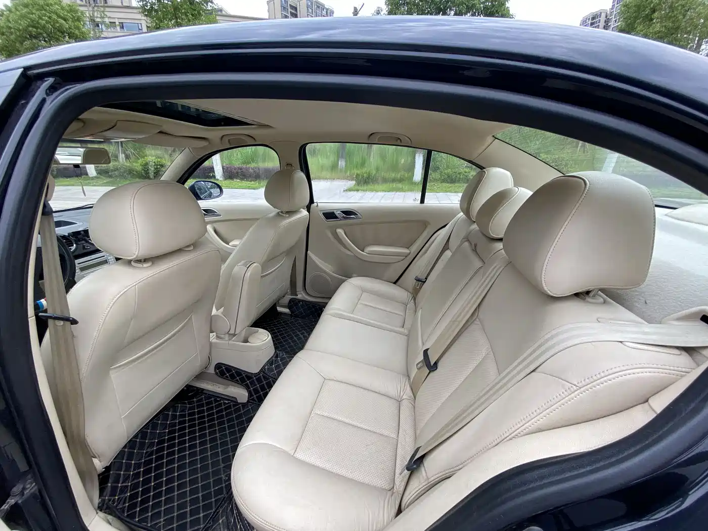 Volkswagen Lavida 2008 Model 1.6L Manual Pinyou Edition фото 14