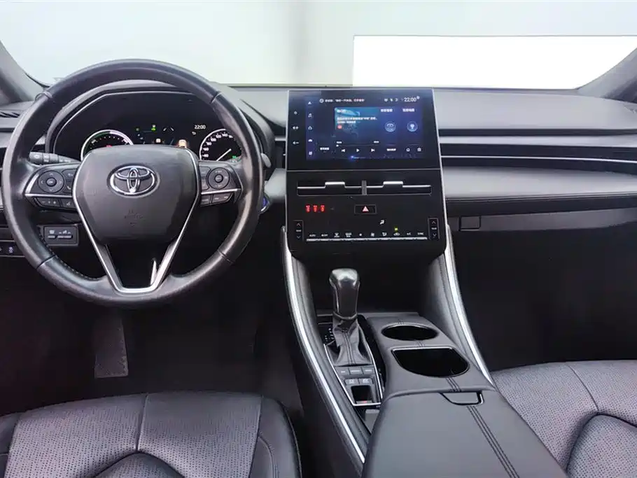 Toyota Avalon 2023 Hybrid 2.5L Luxury Edition фото 12