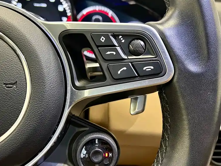 Porsche Cayenne New Energy 2020 Cayenne E-Hybrid 2.0T фото 8
