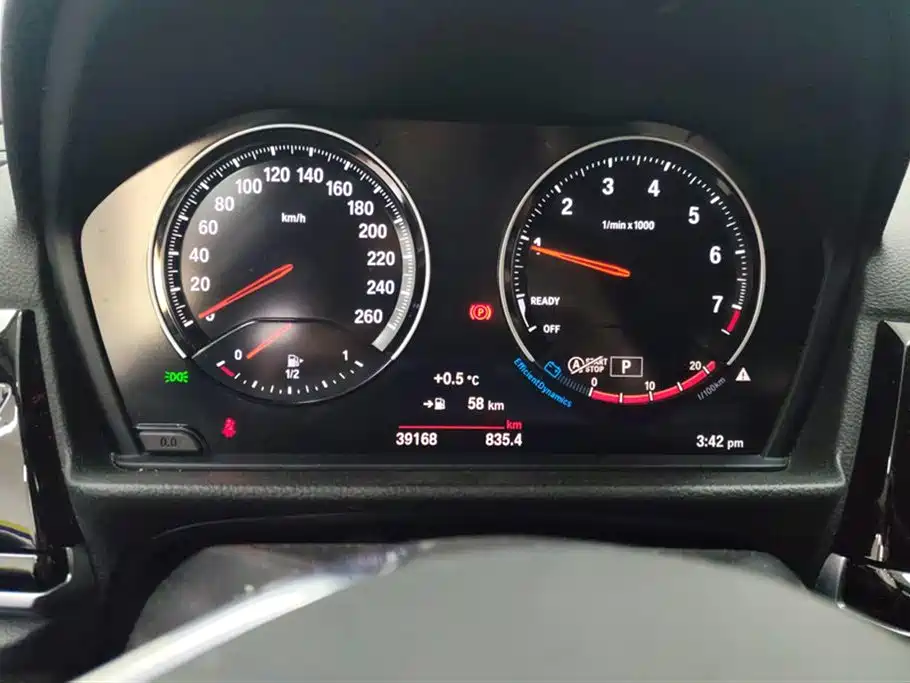 BMW 1 Series 2021 120i M Sport фото 14