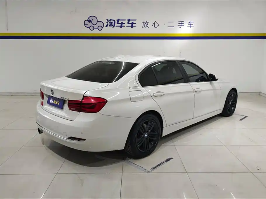 BMW 3 Series 2017 320Li Fashion фото 3