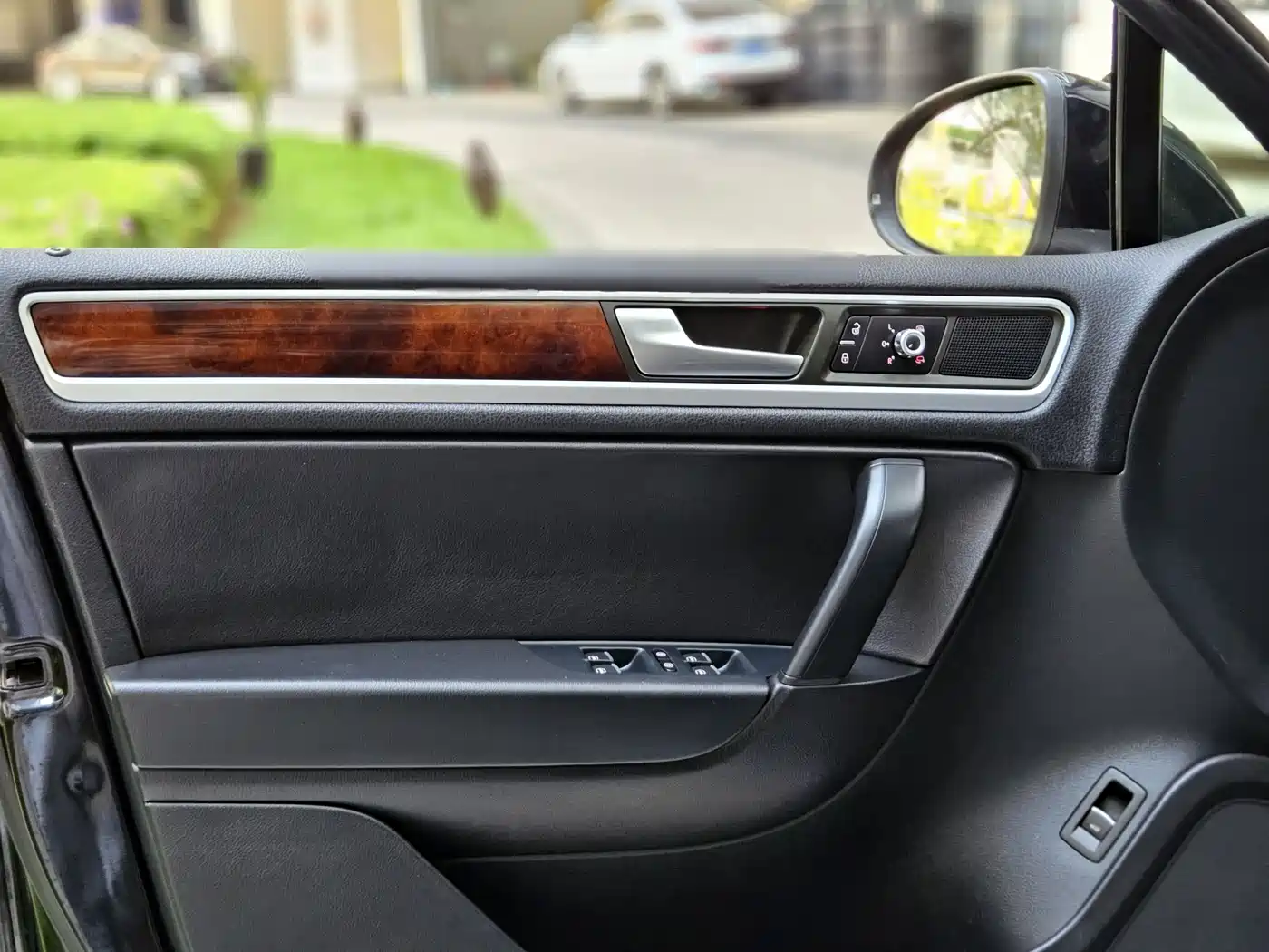 Volkswagen Touareg 2014 3.0TSI New Edge Edition фото 19