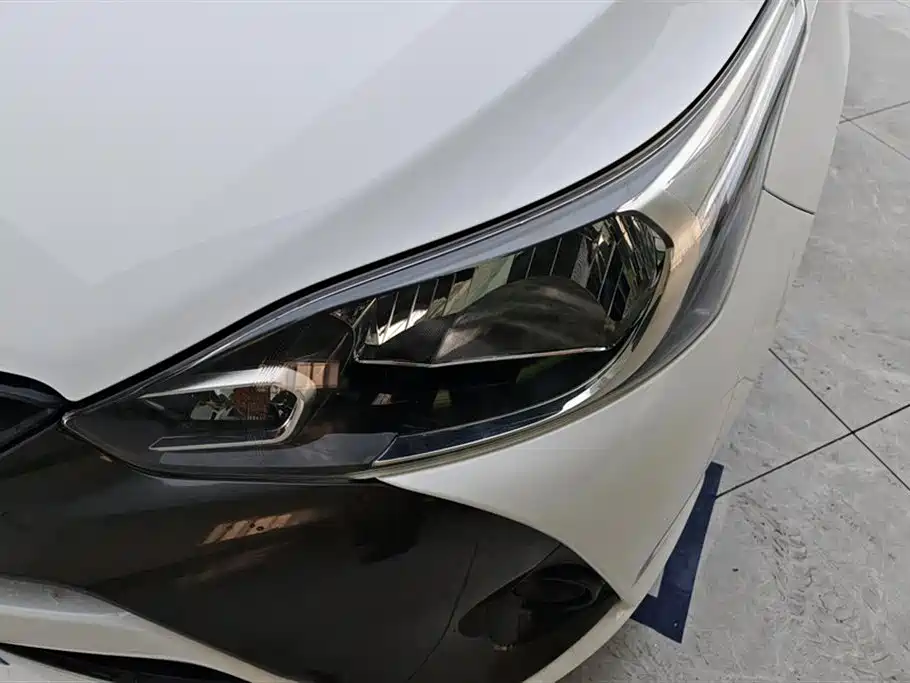 Toyota YARiS L Zhi Xuan 2016 Facelift 1.5E CVT Charming Edition фото 5