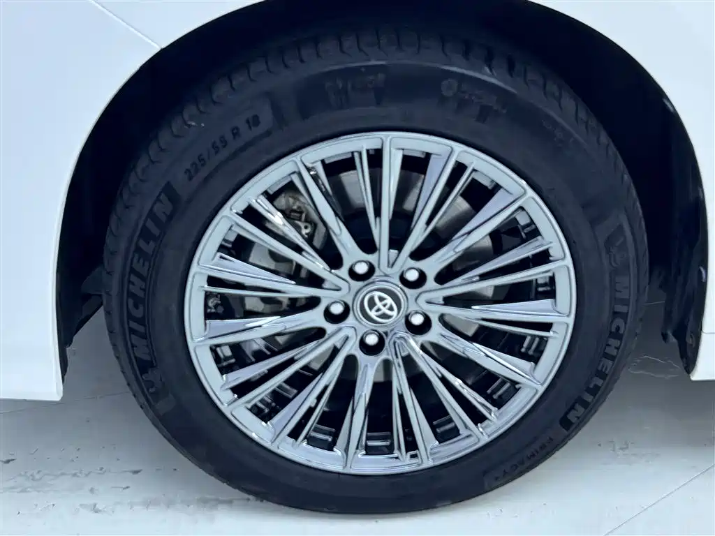 Toyota Alphard 2021 Hybrid 2.5L Luxury фото 7