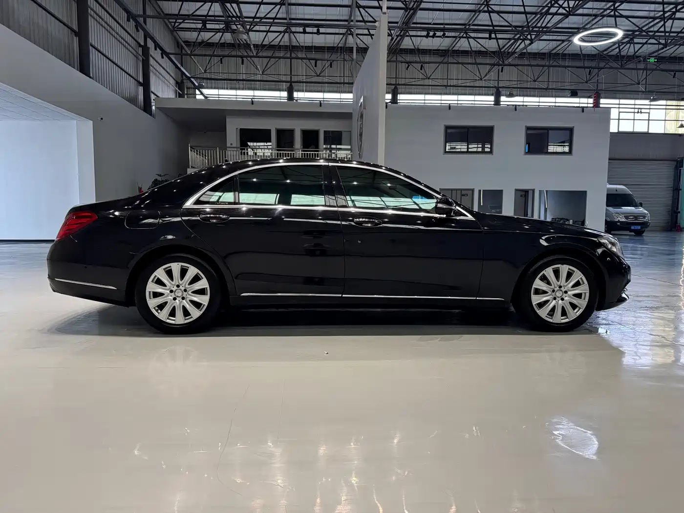 Mercedes-Benz S-Class 2014 S 320 L Business фото 7