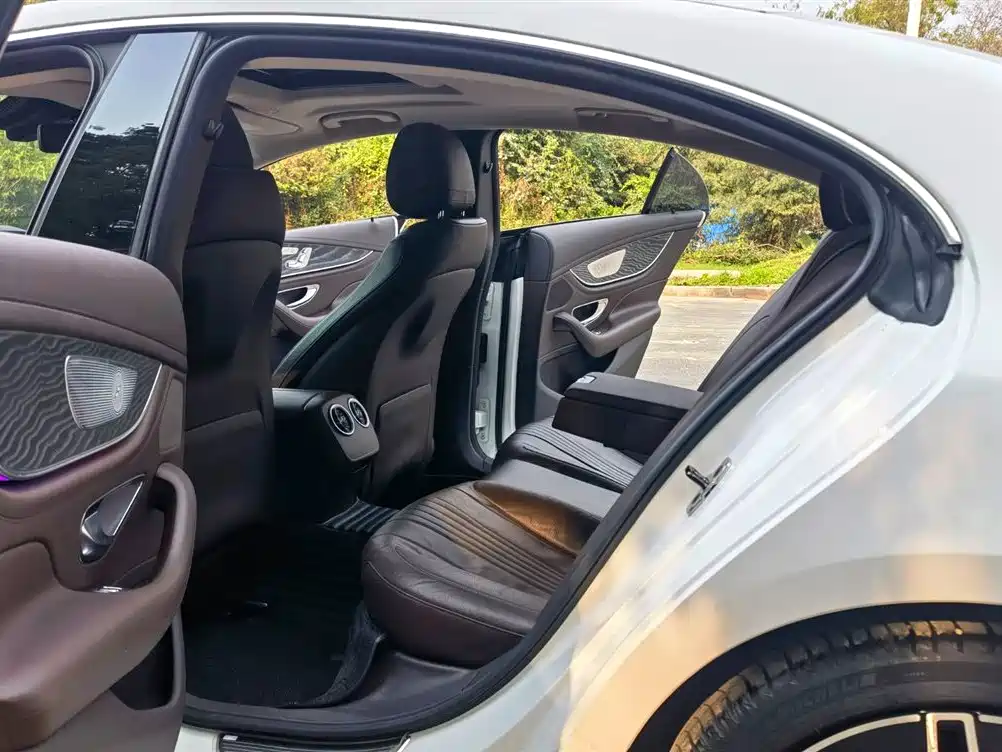 MERCEDES-BENZ CLS