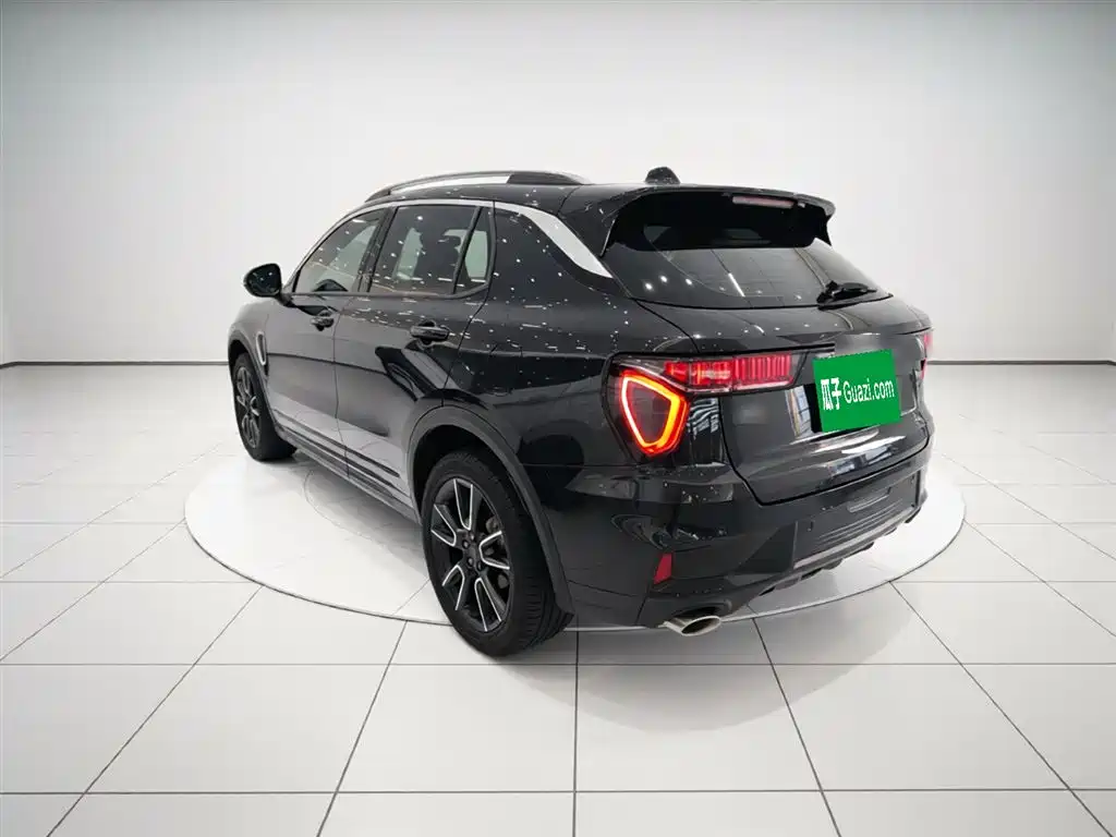 Lynk & Co 01 2021 2.0TD 2WD Pro фото 5