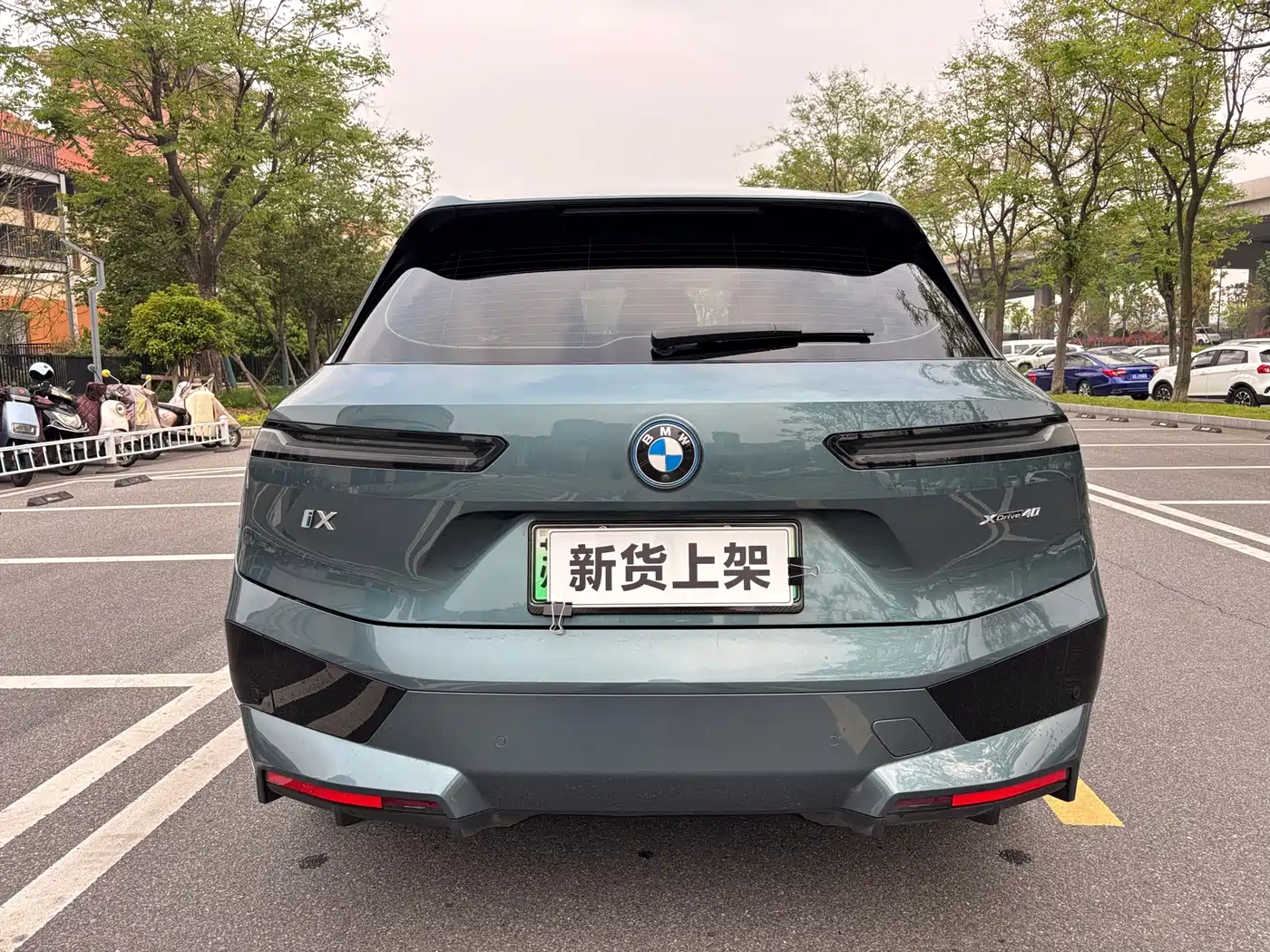 BMW iX 2022 xDrive40 фото 19