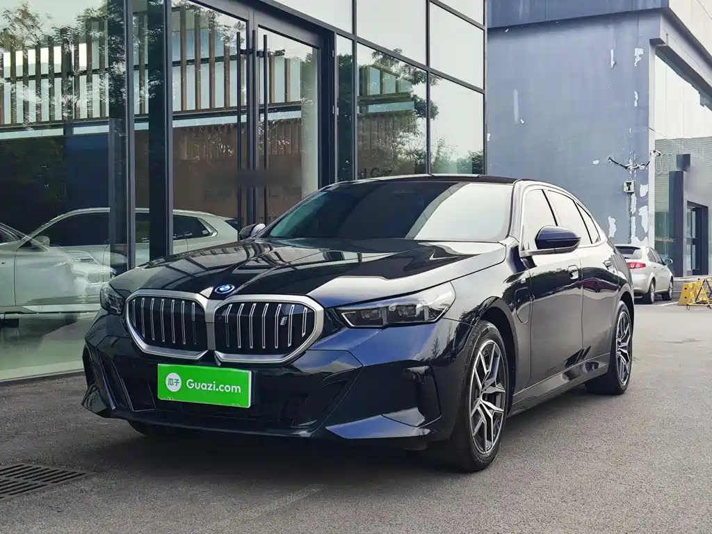 BMW i5 2026 2025 eDrive 40L M Sport Package