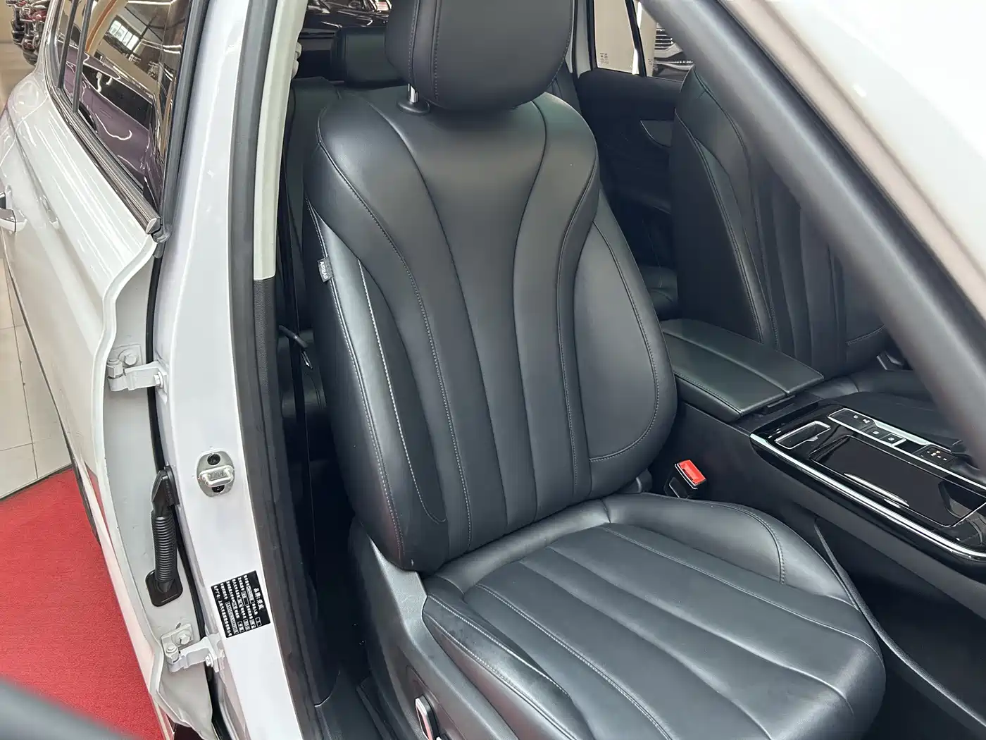 Roewe RX5 MAX 2020 2019 300TGI Automatic Smart Cockpit Flagship Edition