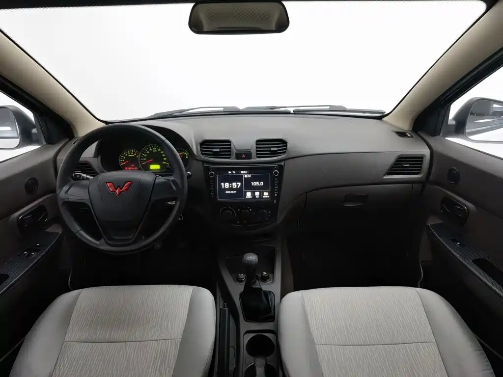 Wuling Motors Wuling Hongguang 2023 2020 1.2L S Basic China VI LSI
