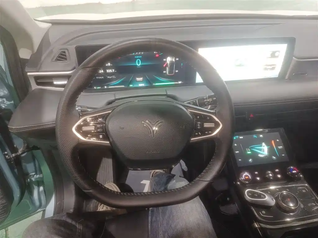 NEZHA AUTOMOBILE NEZHA U