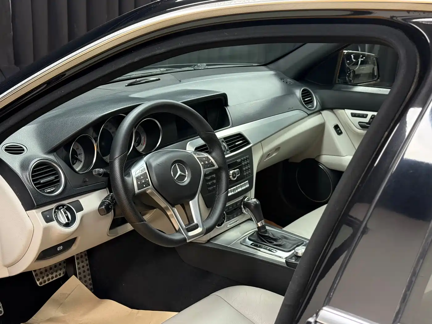 Mercedes-Benz C-Class (Import) 2011 C 200 Luxury Sports Wagon фото 7