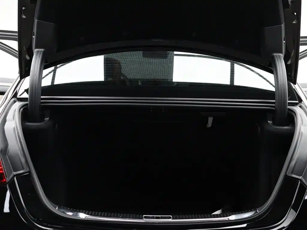 MERCEDES-BENZ MAYBACH S CLASS