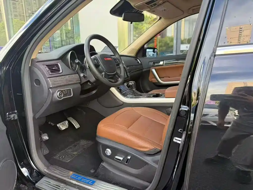 Haval H8 2015 2015 2.0T 2WD Standard