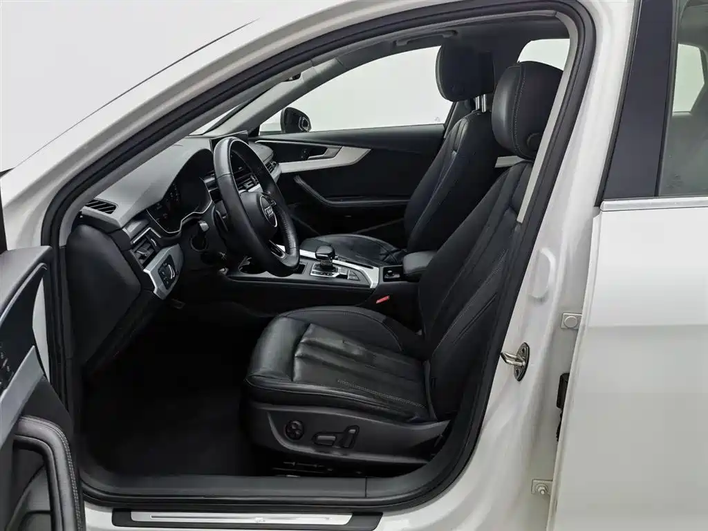 Audi A4L 2020 40 TFSI Luxury Elegance фото 10
