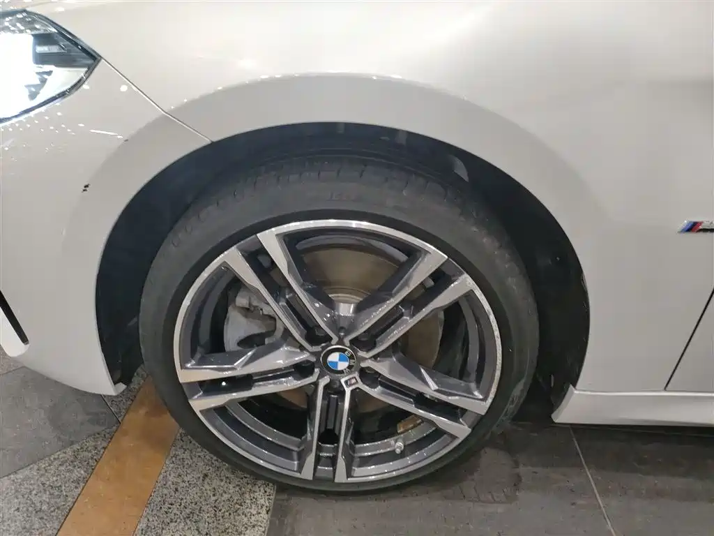 BMW 1 Series 2021 125i M Sport Black Night Edition фото 25