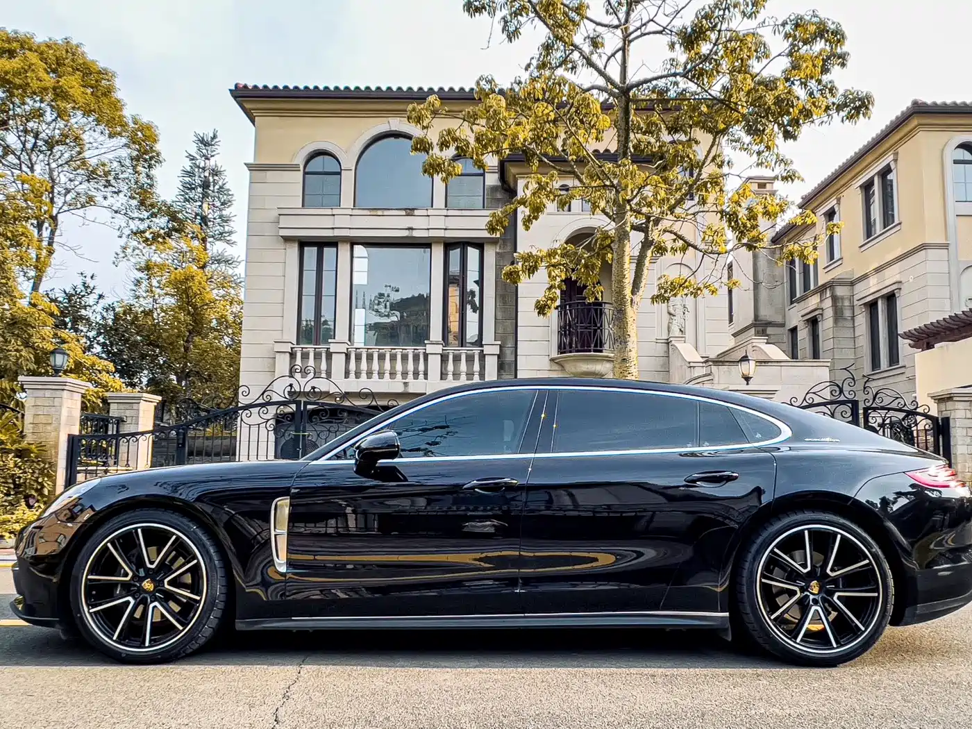 Porsche Panamera 2019 Panamera Executive Long Wheelbase 2.9T фото 8