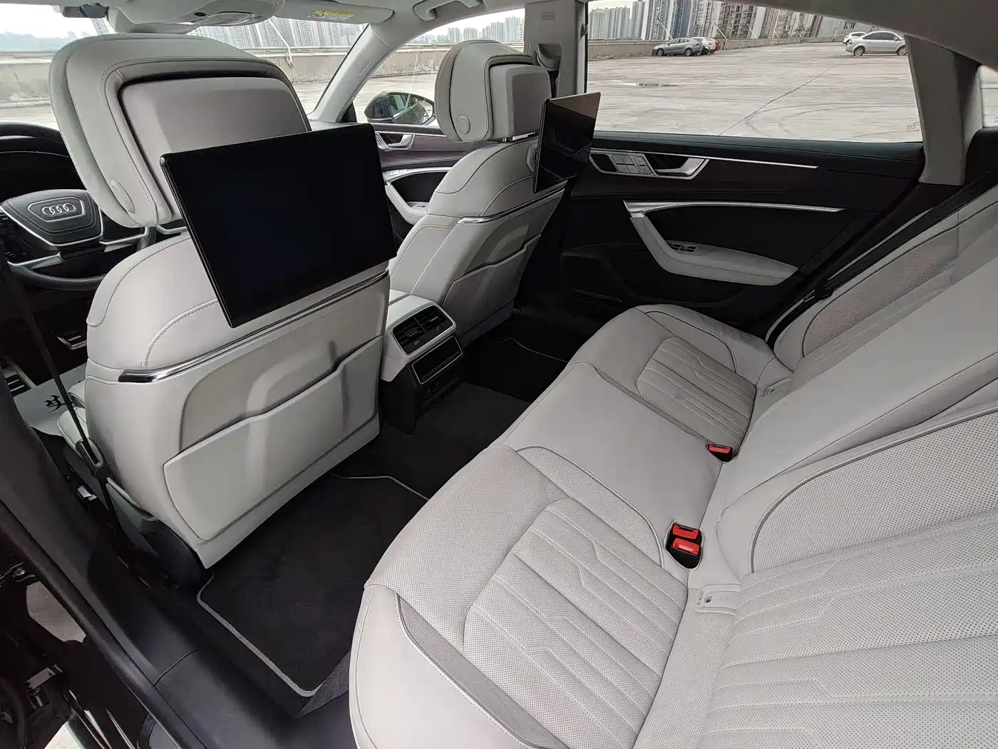 Audi A7L 2024 55 TFSI quattro Flagship фото 16