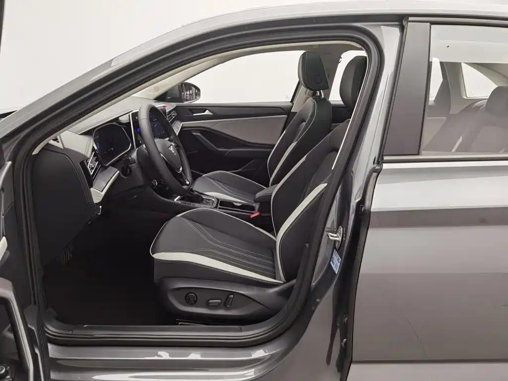 Jetta VA7 2025 2025 1.4T First-Come-First-Served Edition