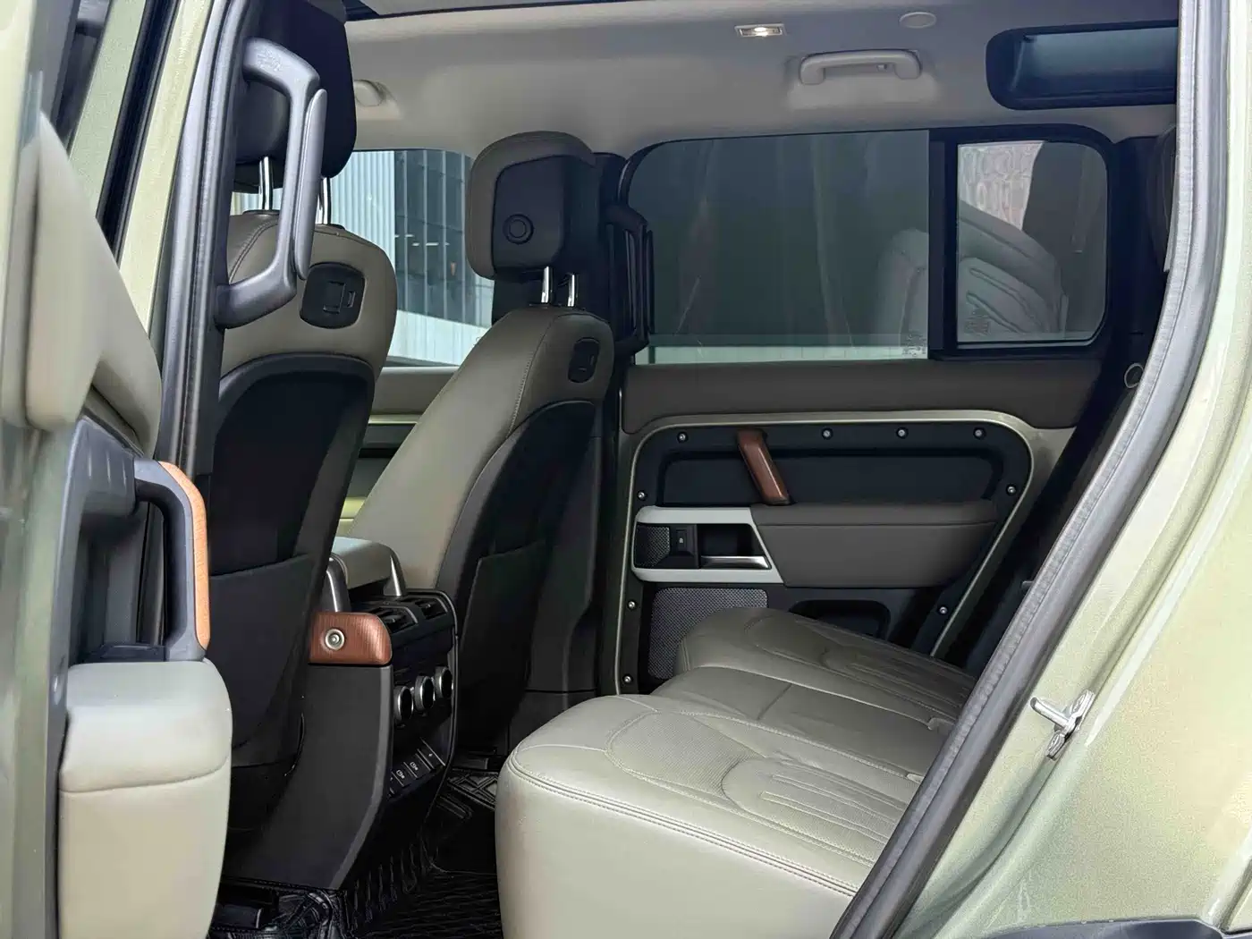 Land Rover Defender 2021 2021 110 P400 Dark Special Edition