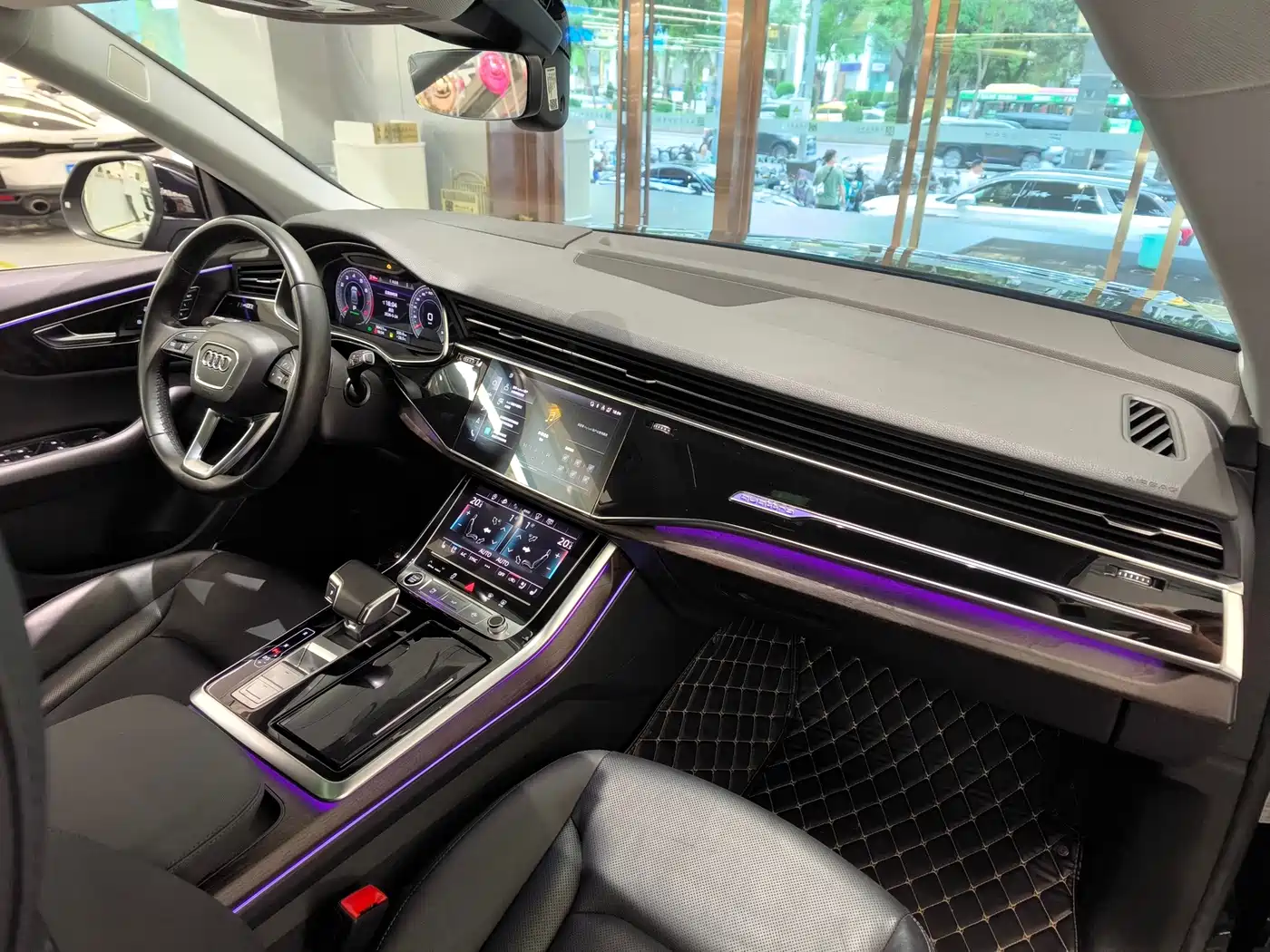 Audi Q8 2022 2022 55 TFSI Luxury Dynamic