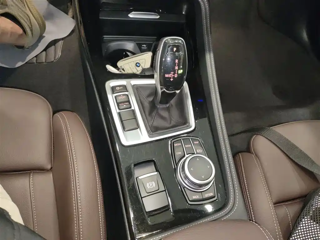 BMW 1 Series 2021 125i M Sport Black Night Edition фото 10