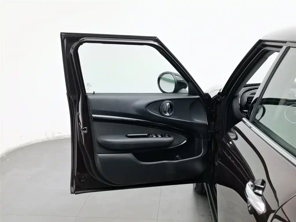 MINI CLUBMAN 2016 Facelift 1.5T COOPER фото 8