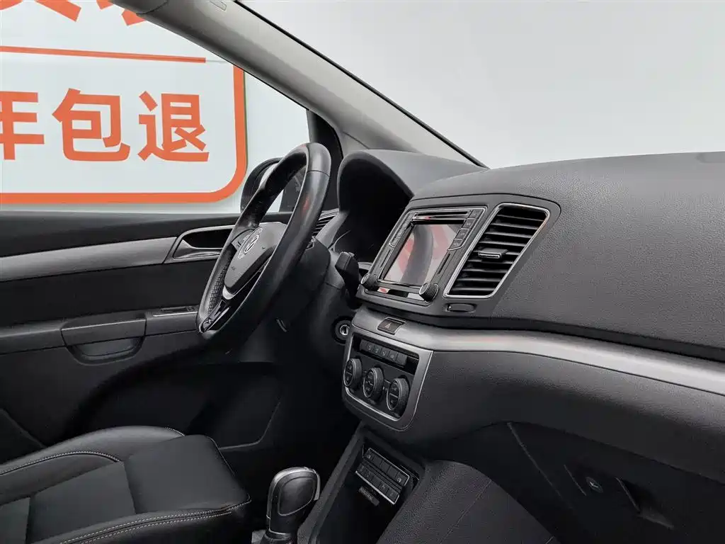 Volkswagen Sharan 2018 380TSI Comfort 7-Seater фото 22