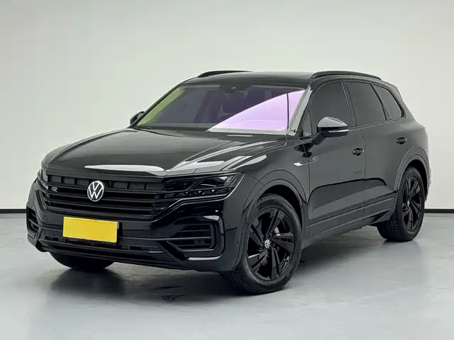 Volkswagen Touareg 3.0TSI, Sharp Enjoy, Чёрный спортпакет