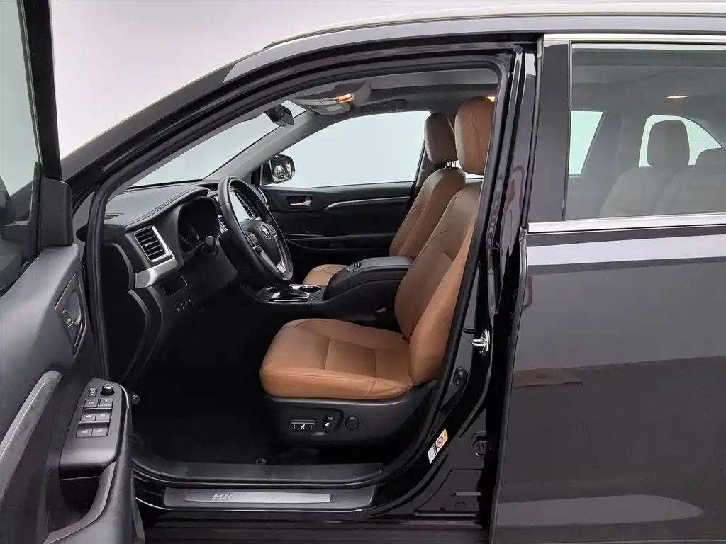 Toyota Highlander 2018 Model 2.0T 4WD Knight Edition 7-Seater China VI фото 10